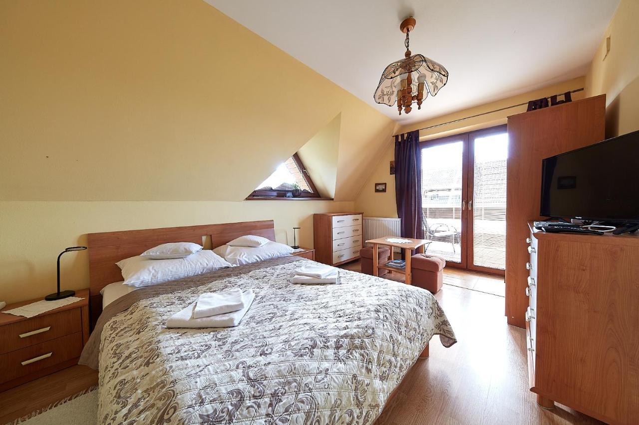 Apartament 1010 M Zab Exterior photo